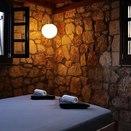 Holiday home Wood & Stone Dream View House B