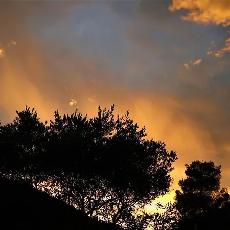 Casa vacanze Wood & Stone Dream View House B Diaporos