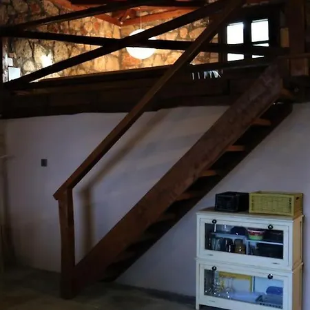 Casa vacanze Wood & Stone Dream View House B Diaporos